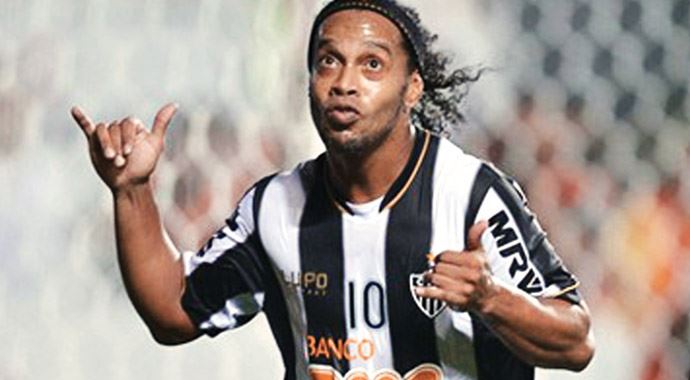 Cavcav'dan şok yorum! 'Ronaldinho 1 milyon euro etmez'