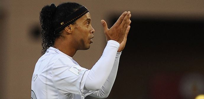 Beşiktaş'a Ronaldinho'dan kötü haber Beşiktaş'a Ronaldinho'dan kötü haber