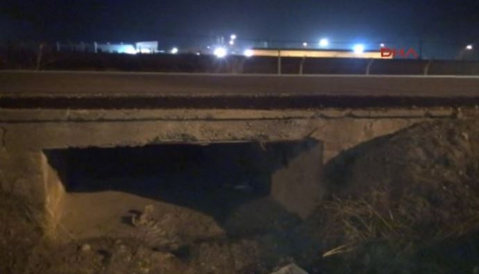 Oyun oynayan çocuklar el bombası buldu Oyun oynayan çocuklar el bombası buldu