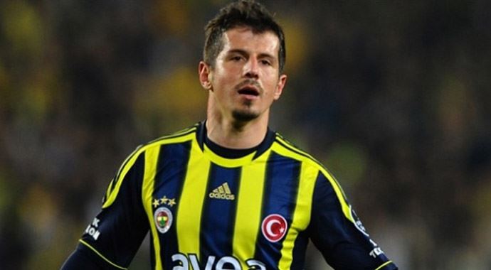 Emre&#039;den Cimbom&#039;a kaptanlık göndermesi