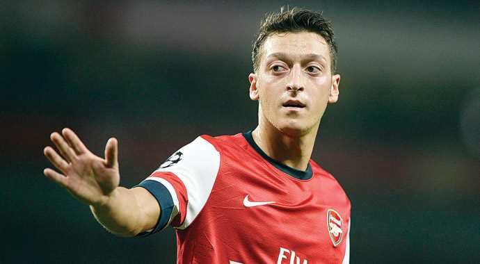 Mesut Özil'e büyük onur