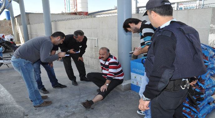 Cinayet büro amiri silahlı soygunda yakalandı! Cinayet büro amiri silahlı soygunda yakalandı!