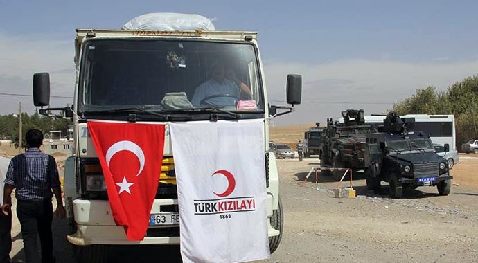 Türkiye'den Kobani'ye 634 araçlık yardım Türkiye'den Kobani'ye 634 araçlık yardım