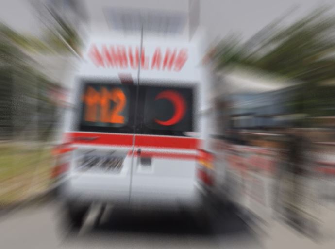 Zabıta aracı kaza yaptı: 2 ölü