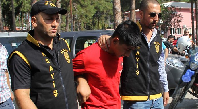 Konya'da bıçaklı kavga: 1 yaralı Konya'da bıçaklı kavga: 1 yaralı
