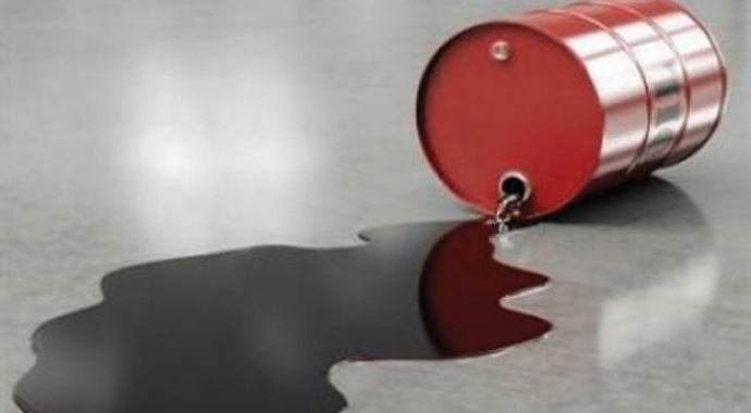 Petrol 4 yıl geri gitti Petrol 4 yıl geri gitti
