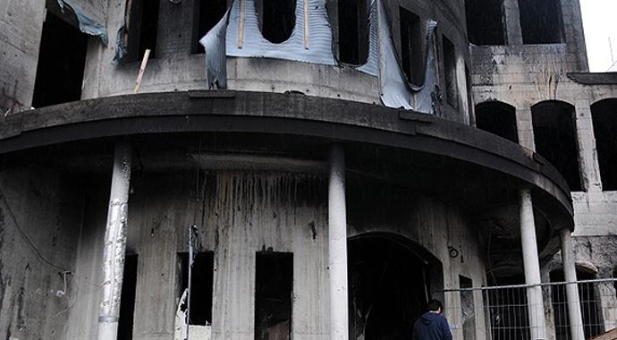 Almanya&#039;da camiye çirkin saldırı