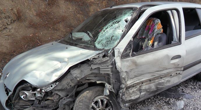 Niksar'da trafik kazası Niksar'da trafik kazası