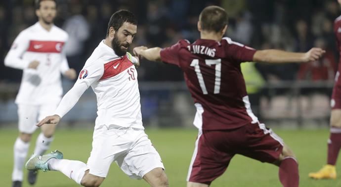 Arda eleştirilere isyan etti! Arda eleştirilere isyan etti!