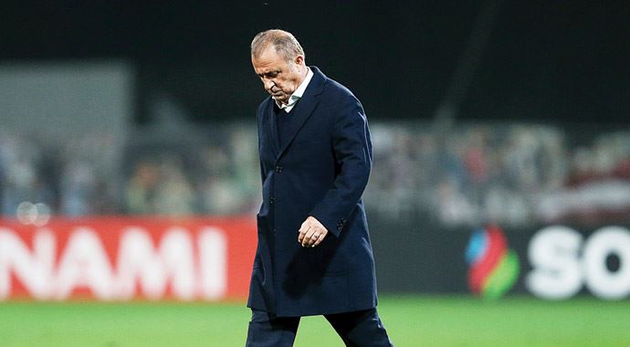 Fatih Terim maç sonrası sorumluluğu üzerine aldı: Vebali benim Fatih Terim maç sonrası sorumluluğu üzerine aldı: Vebali benim