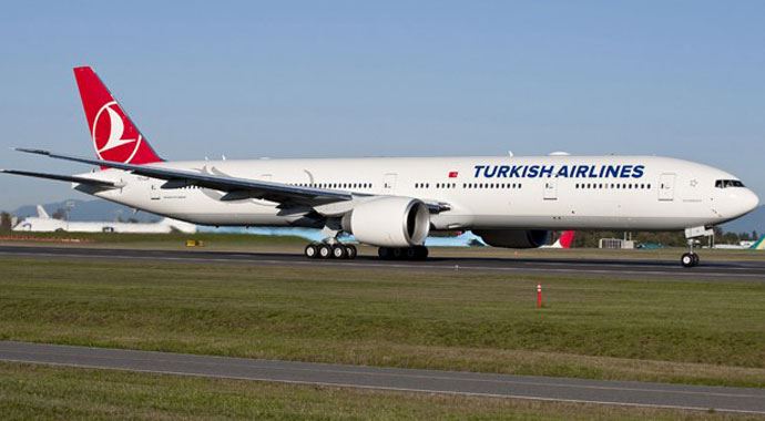 THY uçağında Ebola paniği! Acil iniş yaptı
