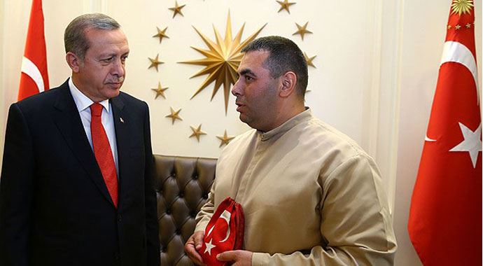 Cumhurbaşkanı Erdoğan'a şehitlik toprağı Cumhurbaşkanı Erdoğan'a şehitlik toprağı
