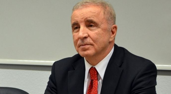 Ünal Aysal&#039;dan itiraf: Hesaplarımda yanılmış olabilirim