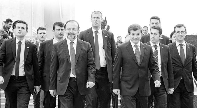 Davutoğlu: IŞID&#039;i doğuran bilgi anarşisi