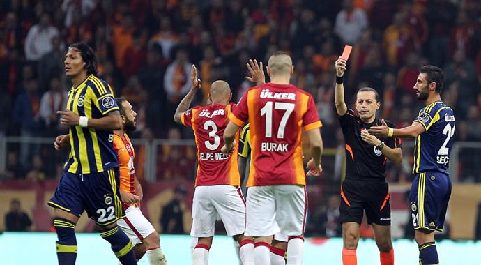 Fenerbahçe'de "kırmızı" alarm Fenerbahçe'de "kırmızı" alarm