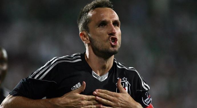 Holosko ve Bobo'nun rekoruna ortak oldu