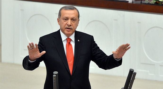 Erdoğan resepsiyonda: Tezkereyi destekliyorum Türkiye tehdit altında Erdoğan resepsiyonda: Tezkereyi destekliyorum Türkiye tehdit altında