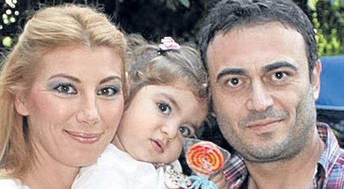 Kutsi, hamile karısını ortada bıraktı! Kutsi, hamile karısını ortada bıraktı!