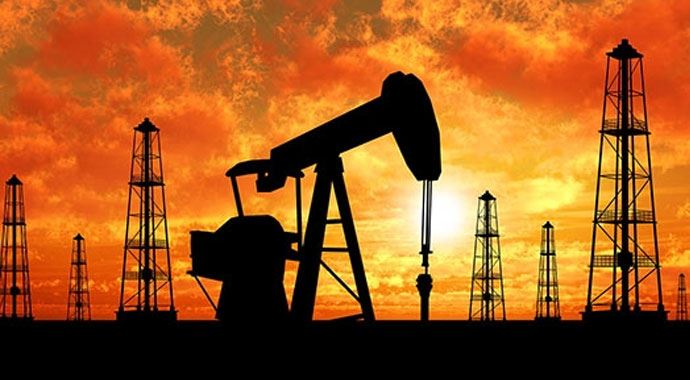 Petrol fiyatları 2 yılın dibinde Petrol fiyatları 2 yılın dibinde