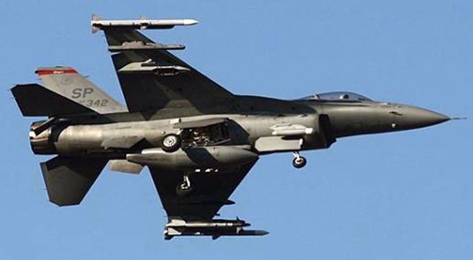 Tezkereyi meclisten geçirdiler! F-16&#039;lar sonunda havalandı