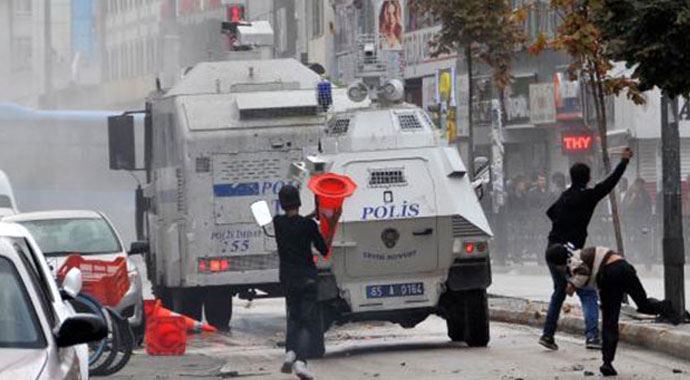 Doğu&#039;da Kobani gerilimi