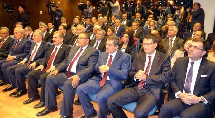 HSYK'ya seçilen üyeler mazbatalarını aldı HSYK'ya seçilen üyeler mazbatalarını aldı