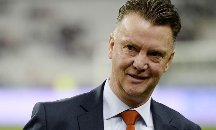 Van Gaal şampiyonluk bekliyor