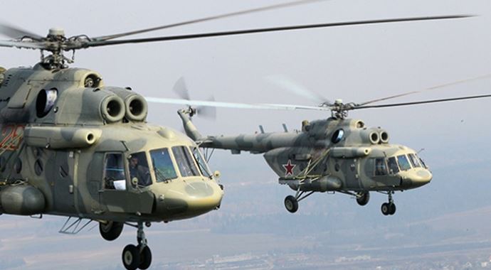 Uçak ve helikopter havada çarpıştı! Uçak ve helikopter havada çarpıştı!