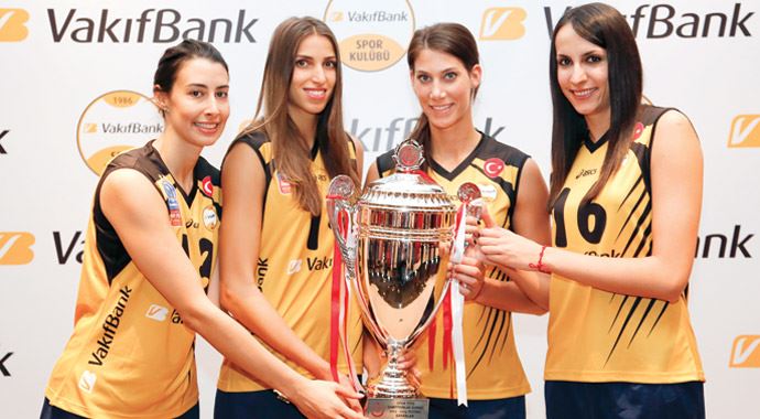 VakıfBank yeni sezon için iddialı: Bütün kupalara talibiz VakıfBank yeni sezon için iddialı: Bütün kupalara talibiz