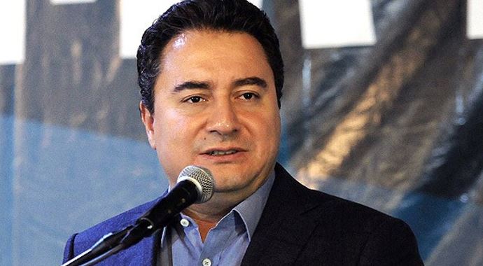 Halkımız ve iş dünyamız geleceğe güvenle bakıyor Halkımız ve iş dünyamız geleceğe güvenle bakıyor