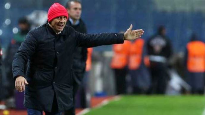 Başakşehir'de 'Prandelli istifa' sesleri Başakşehir'de 'Prandelli istifa' sesleri