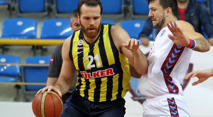 Fenerbahçe Ülker, Trabzonspor karşısında zorlanmadı