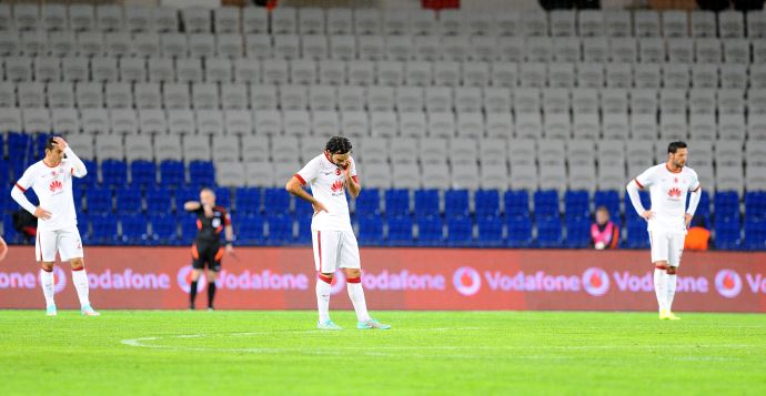 Galatasaray'ın kötü gidişi durduralamıyor! Galatasaray'ın kötü gidişi durduralamıyor!