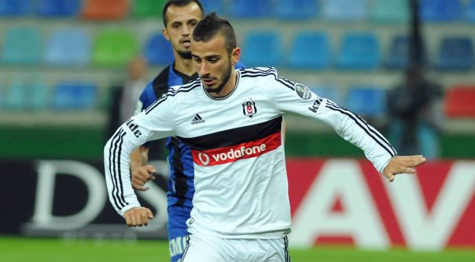 Oğuzhan&#039;dan Bülent Korkmaz isyanı!