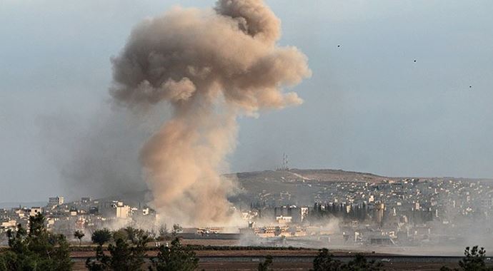 Kobani'de çatışmalar şiddetlendi Kobani'de çatışmalar şiddetlendi