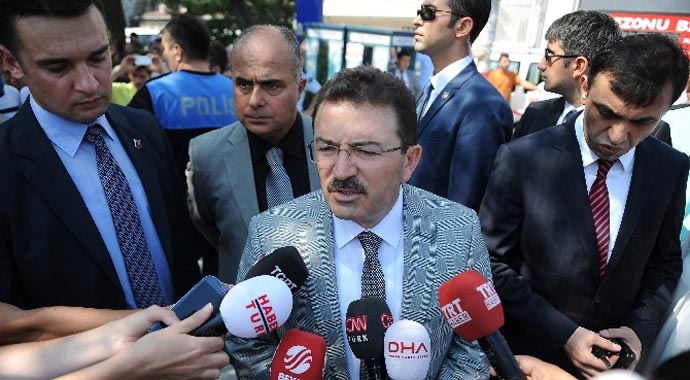Selami Altınok'tan, İstanbul'da bomba yüklü araç ihbarı açıklaması Selami Altınok'tan, İstanbul'da bomba yüklü araç ihbarı açıklaması