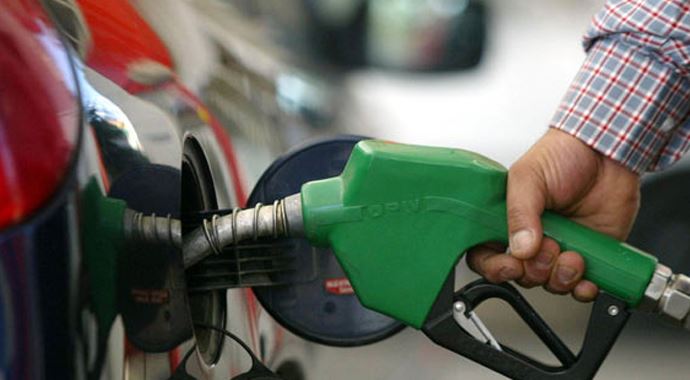 Benzin fiyatları düştü, depo doldurmak kolaylaştı! Benzin fiyatları düştü, depo doldurmak kolaylaştı!