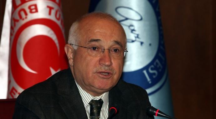 Cemil Çiçek&#039;ten bayram mesajı