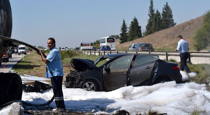 Adana'da zincirleme kaza: çok sayıda yaralı var Adana'da zincirleme kaza: çok sayıda yaralı var
