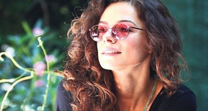 Özge Pirinçci: 'Bazen aradığın burnunun dibindedir' Özge Pirinçci: 'Bazen aradığın burnunun dibindedir'