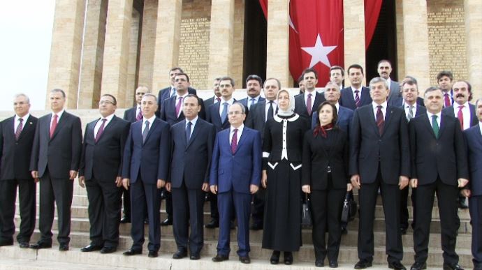 HSYK üyeleri Anıtkabir&#039;i ziyaret etti