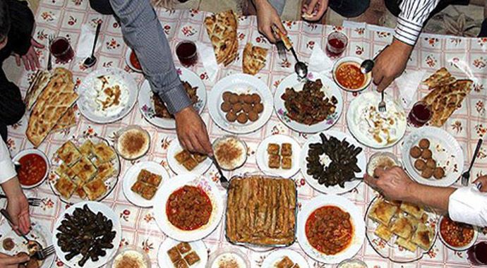 Bayramda beslenmeye dikkat! 
