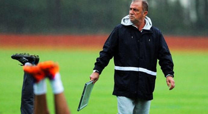 Terim, Kaan Ayhan'ı milli takıma aldı