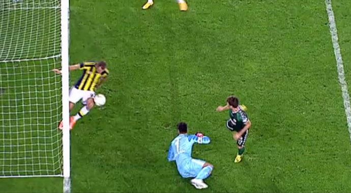 Kadıköy'de nefeslerin kesildiği an!