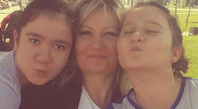 Anne ve ikiz kızlarının ölüm nedeni belli oldu Anne ve ikiz kızlarının ölüm nedeni belli oldu