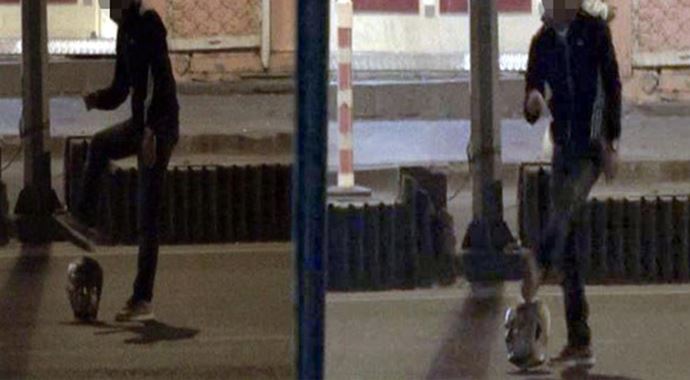 TSK: Türk Bayrağı yakıldı, Atatürk büstü tahrip edildi TSK: Türk Bayrağı yakıldı, Atatürk büstü tahrip edildi