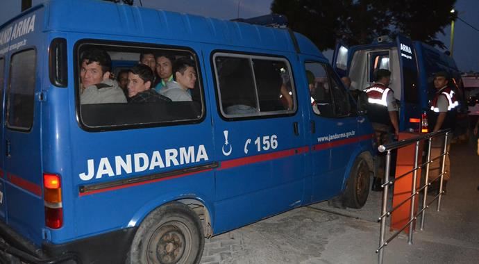 Ayvalık&#039;ta 35 kaçak yakalandı