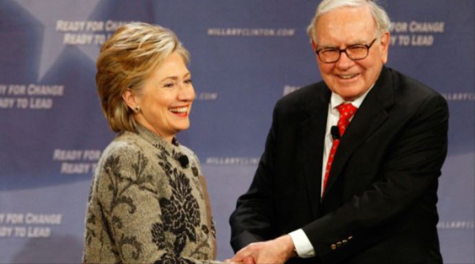 Buffett: Bahse girerim Hillary Başkan olacak Buffett: Bahse girerim Hillary Başkan olacak
