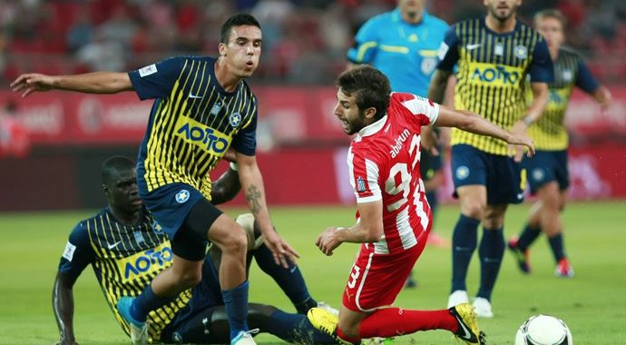Asteras Tripolis, Olympiakos'tan 1 puan almasını bildi Asteras Tripolis, Olympiakos'tan 1 puan almasını bildi