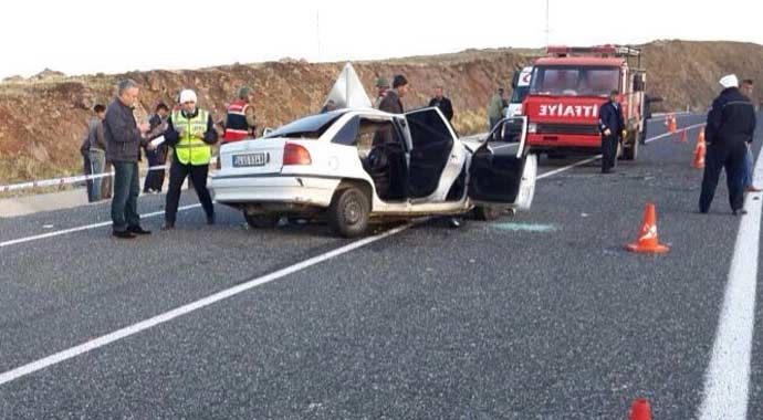 Elazığ'da kazası: 2 ölü Elazığ'da kazası: 2 ölü
